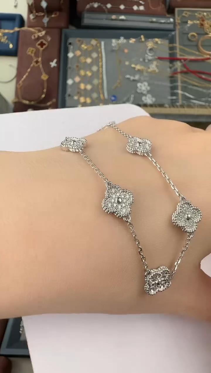 【闪购商品】钻石手链18K金镶嵌小六花手链（7克多）