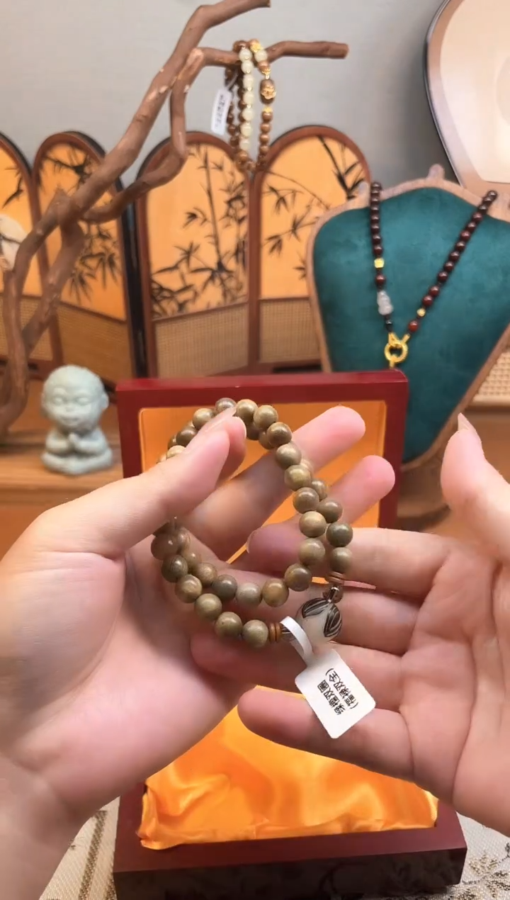 柒月手串撤柜链接（多样性发其一）￥