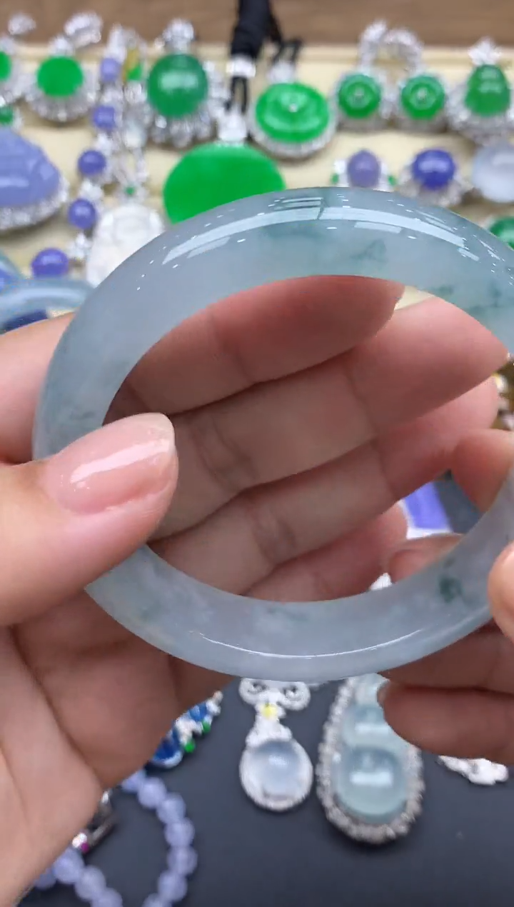 翡翠手镯未镶嵌925-春日珠宝