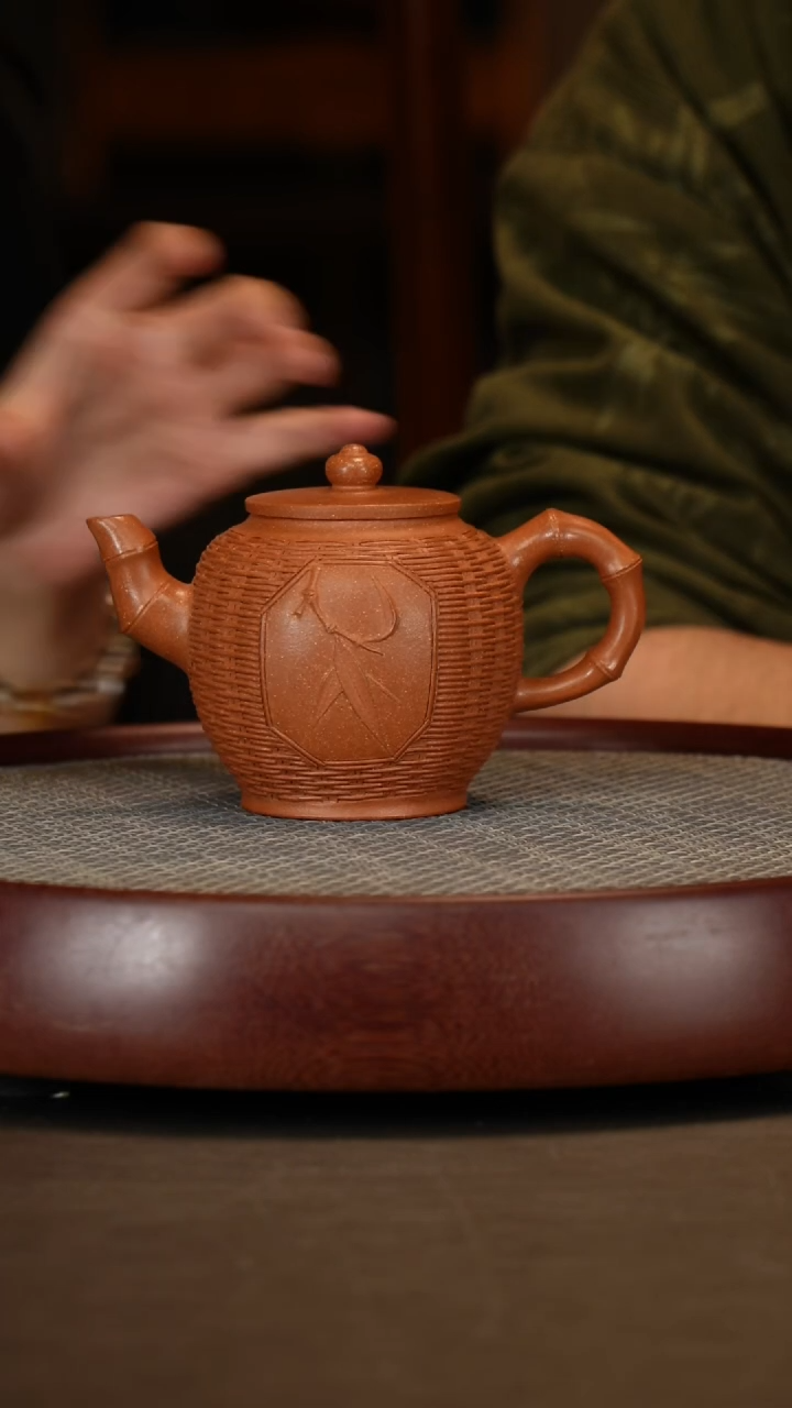 【闪购商品】紫砂茶壶竹编密丝宫灯320c