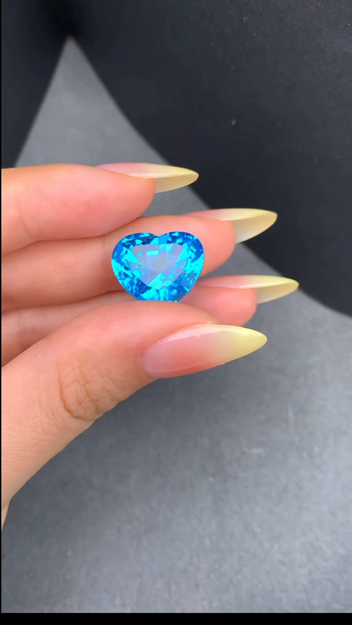 【闪购商品】托帕石裸石未镶嵌20.02克拉