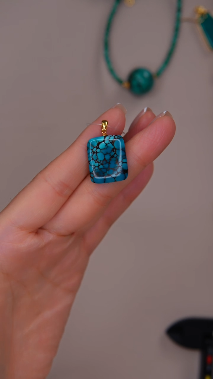 【闪购商品】绿松石吊坠(不含链)18K金镶嵌1