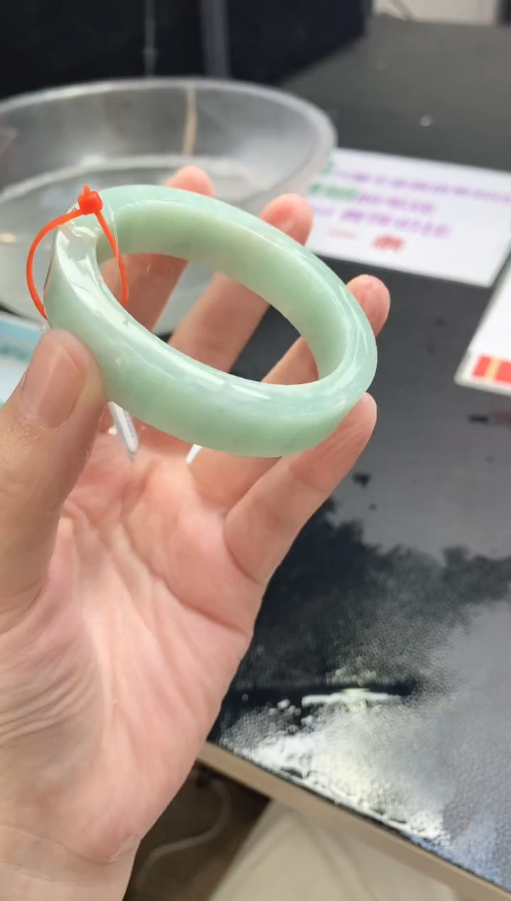 【闪购商品】定制翡翠手镯未镶嵌22 53-54贵