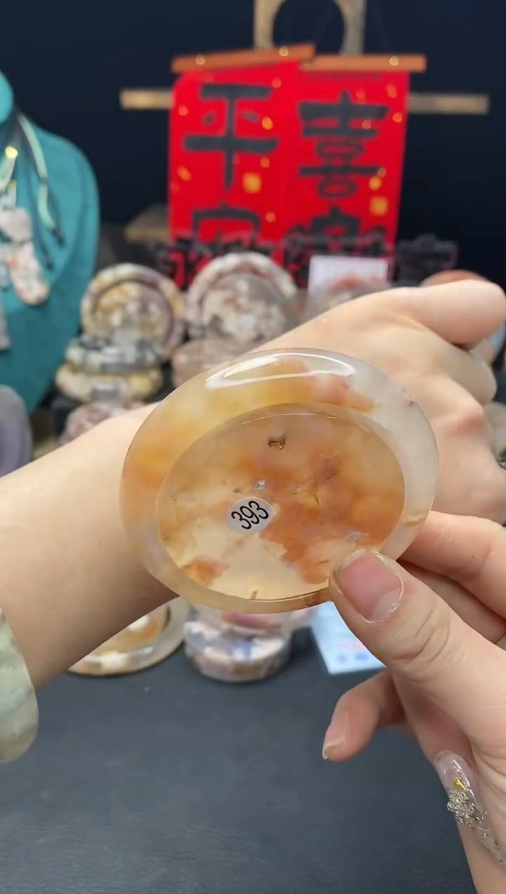 【闪购商品】石英质玉手镯（圆镯）未镶嵌55