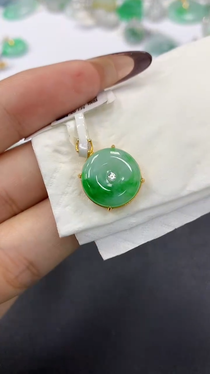 颈饰银S925镶嵌翡翠a货假一赔三支持复检百元上9元证书费自理