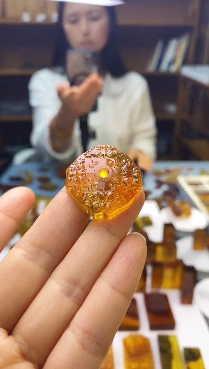 琥珀颈饰未镶嵌SN83-40（四方来财）