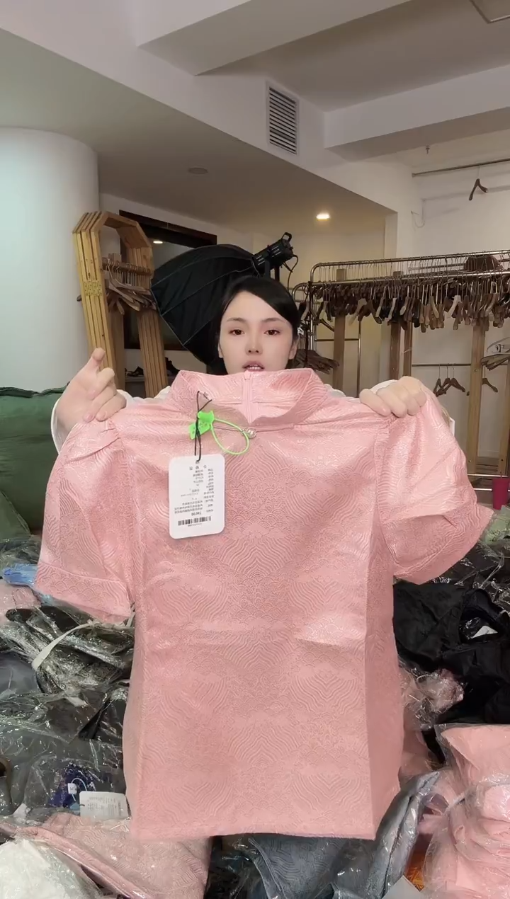 半袖 Xl 128斤以里