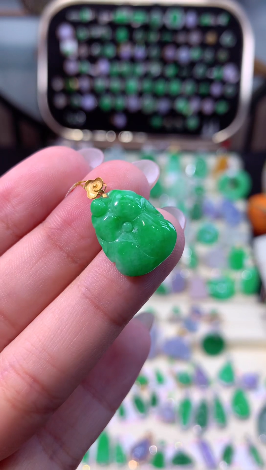 【闪购商品】翡翠颈饰18K金镶嵌缅甸天然A货翡翠