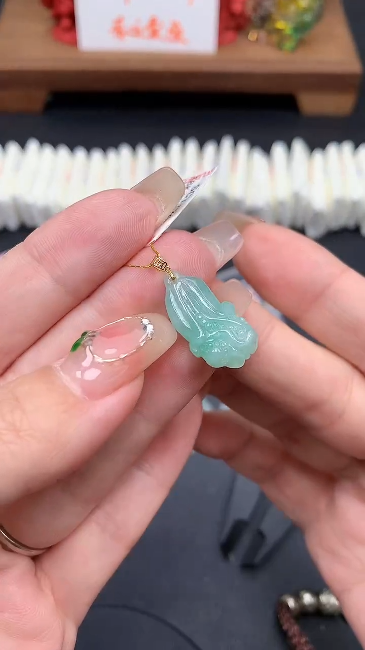 【闪购商品】翡翠吊坠(不含链)18K金镶嵌MS155820