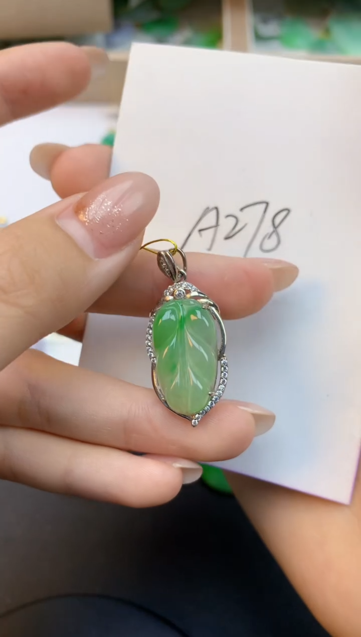 颈饰未镶嵌翡翠天然缅甸a货翡翠百元以上9元证书费自理
