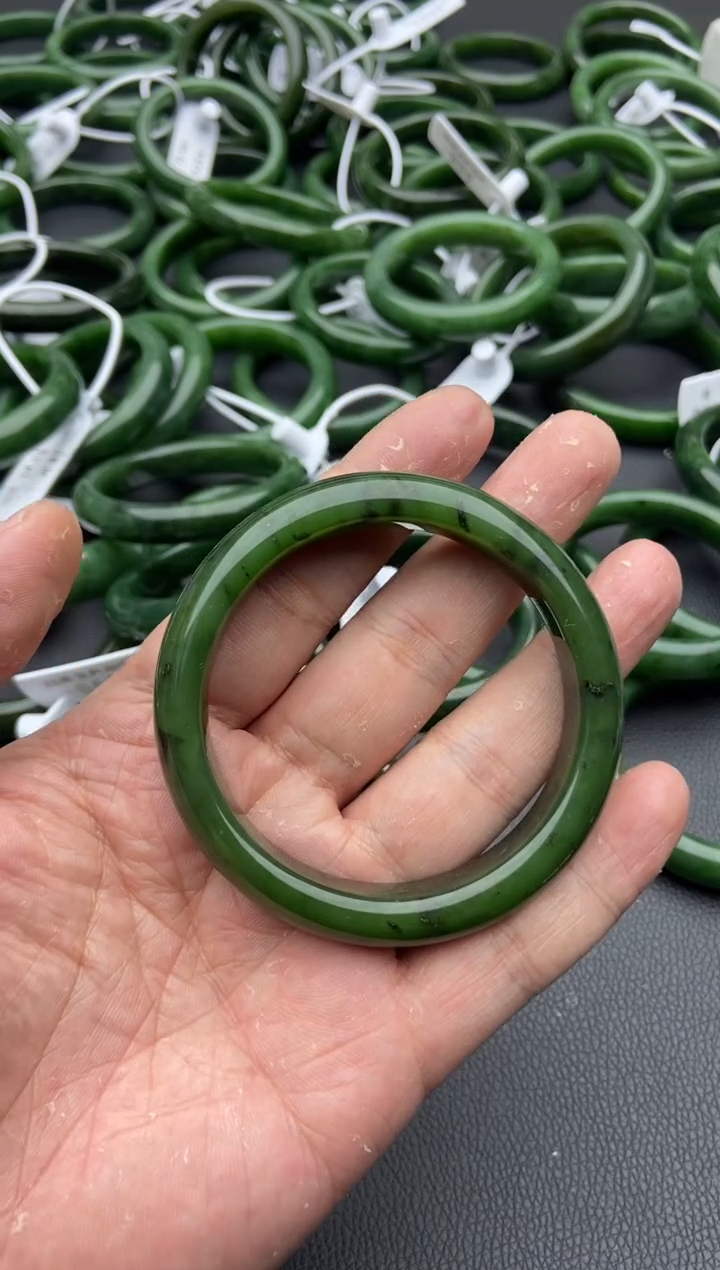 未镶嵌手镯和田玉（碧玉）98-58.5