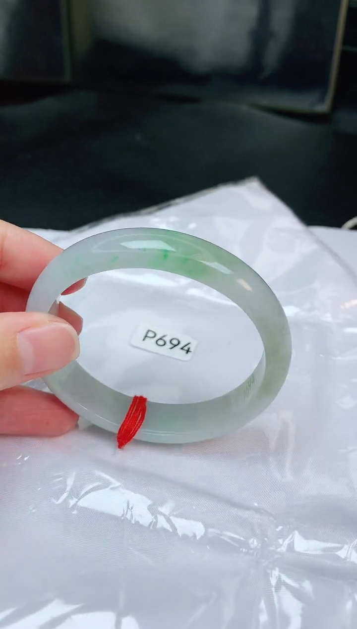 【闪购商品】翡翠手镯未镶嵌缅甸天然A货翡翠