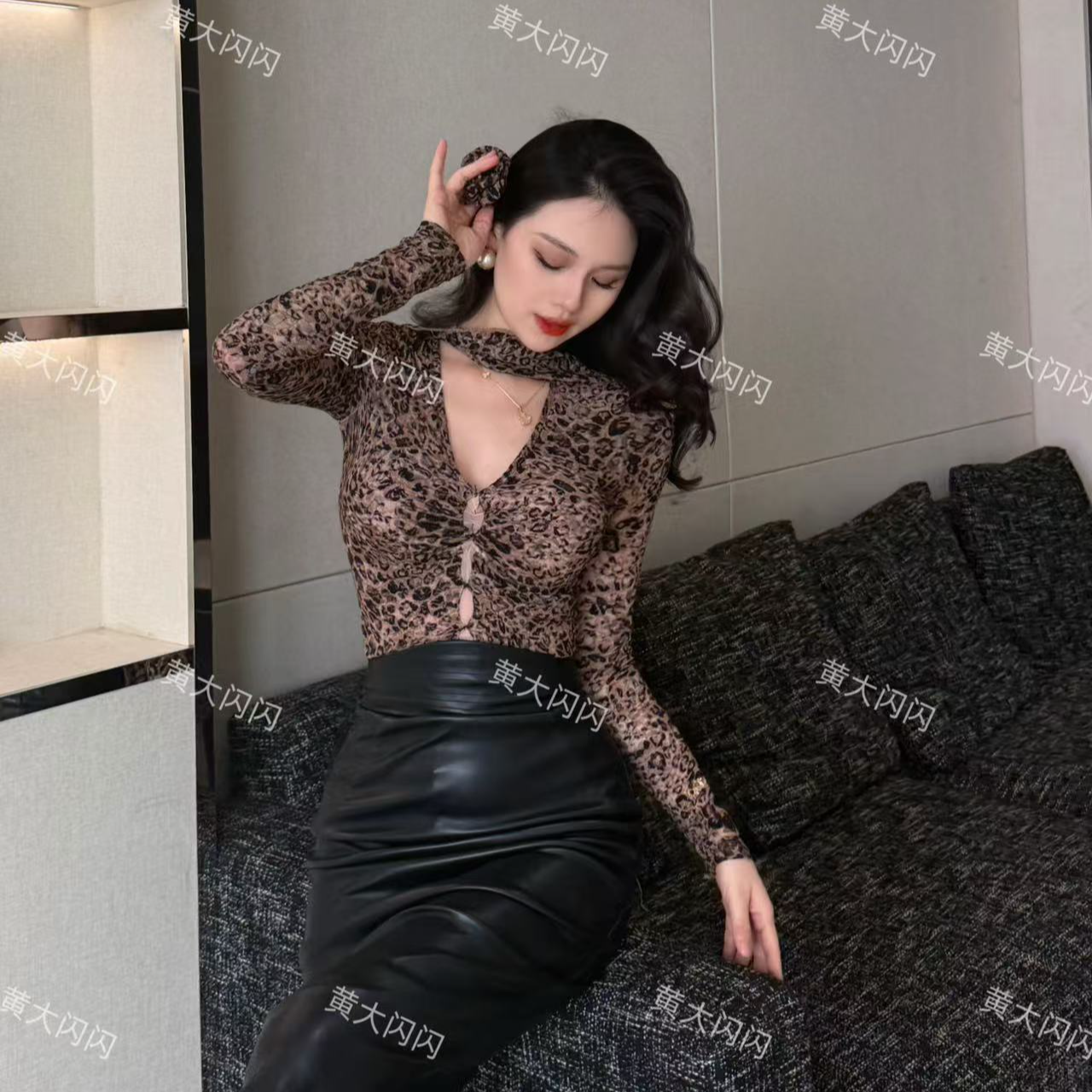 黄大闪闪原创【小妈】随拍新款女人味定制纯欲风性感上衣SSQ1550