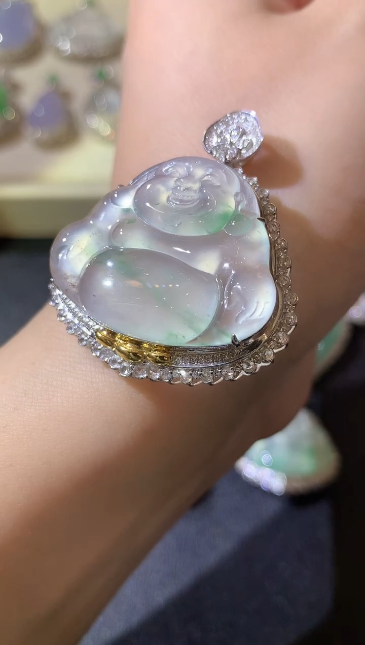 【闪购商品】翡翠吊坠(不含链)18K金镶嵌B86
