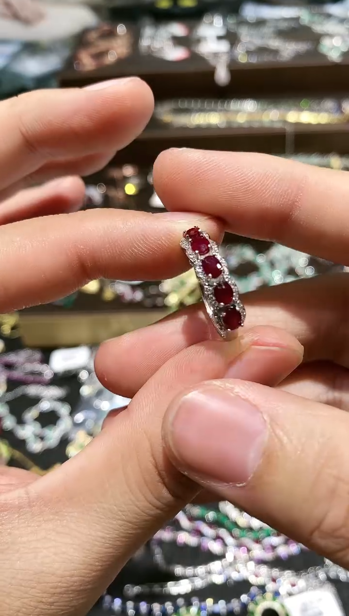 【闪购商品】红宝石戒指银S925镶嵌戒指