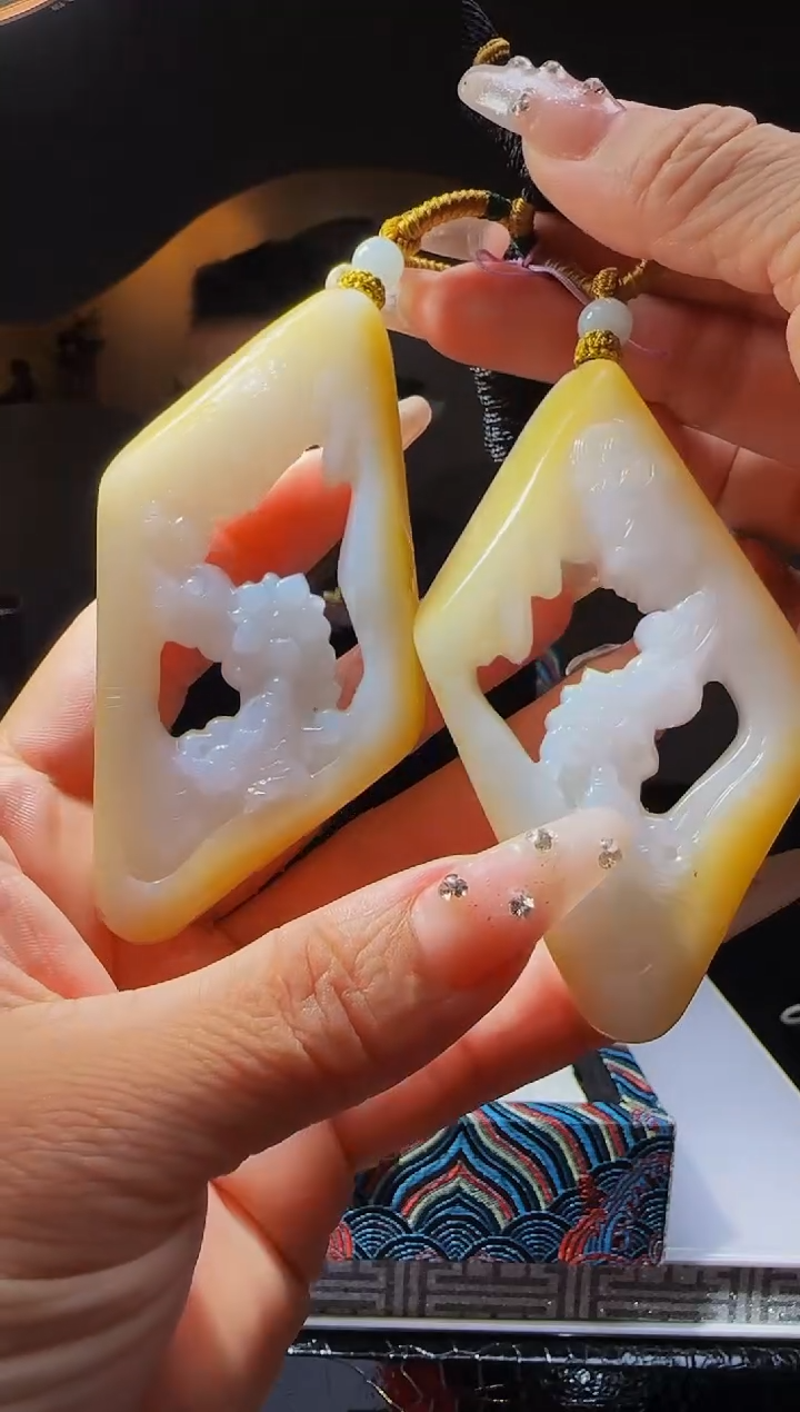 【闪购商品】定制翡翠未镶嵌Q03755翡翠毛货