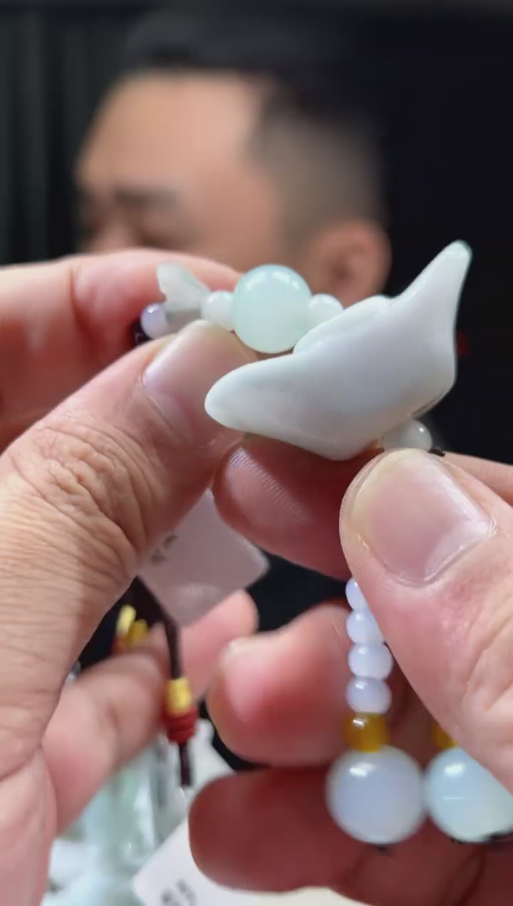 【闪购商品】翡翠颈饰未镶嵌天然翡翠(多样性发)元宝