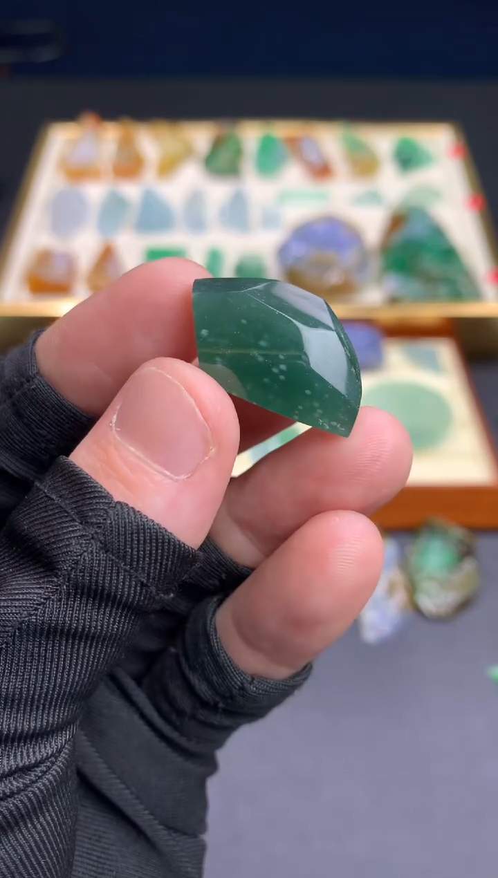 【闪购商品】定制翡翠未镶嵌                   