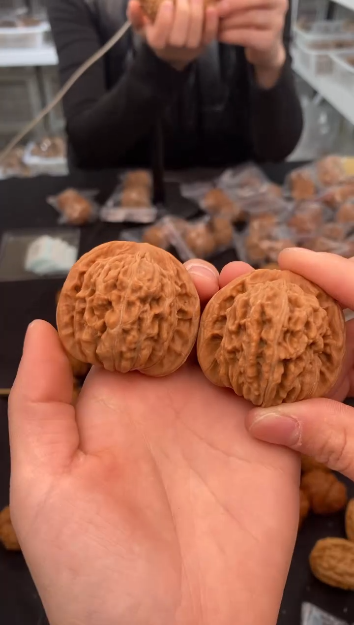 【闪购商品】文玩核桃把件汉高楼43-x846