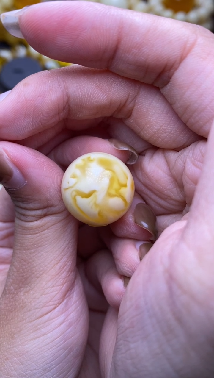 【闪购商品】琥珀裸石未镶嵌大小姐珠宝严选60