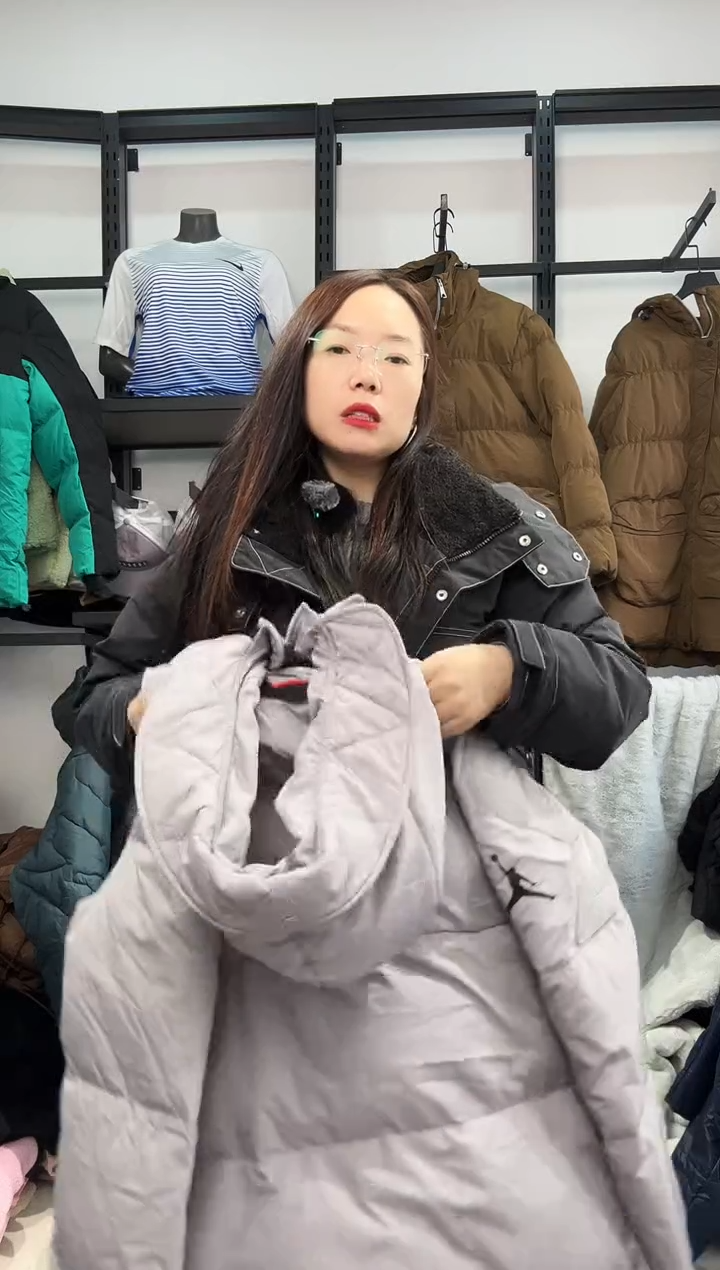 2466 闪购编码  运动卫衣裤以直播间过款为准 尺码  ·  