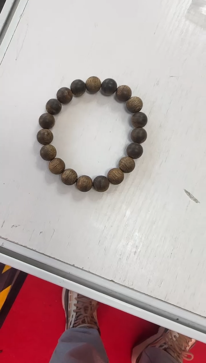 沉香手串野****0文莱 多样性发货 发一条