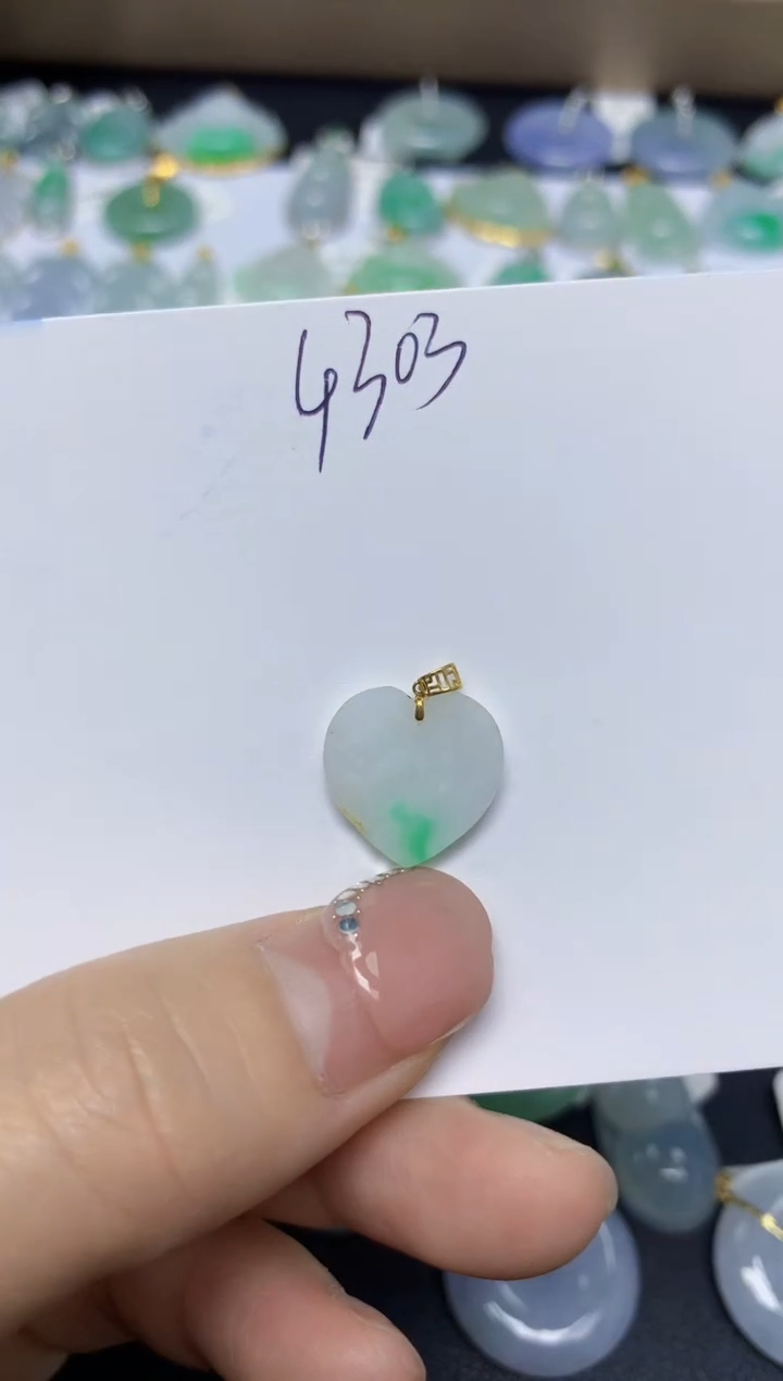 【闪购商品】翡翠挂件18K金镶嵌 天然翡翠A货