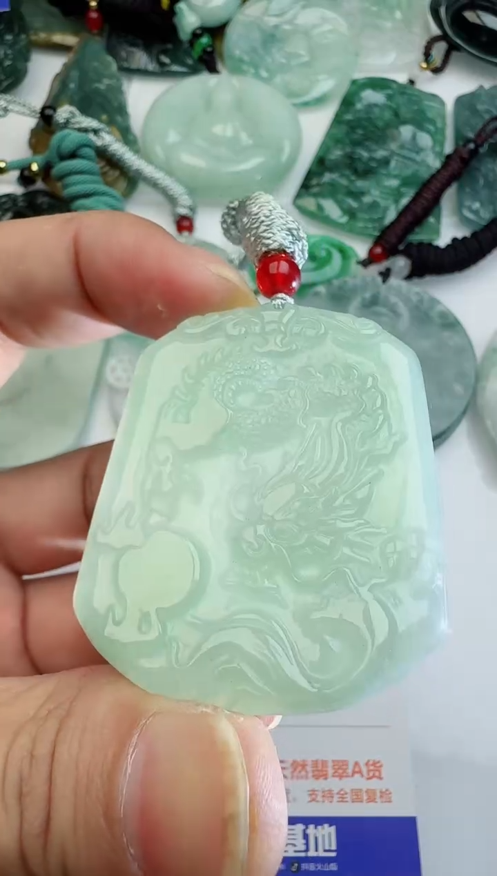 【闪购商品】翡翠颈饰未镶嵌111111111111