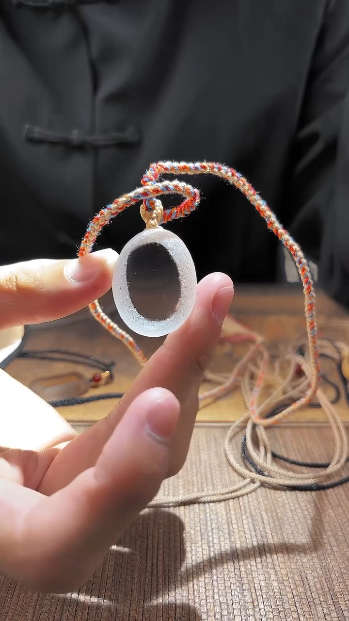 未镶嵌吊坠(赠链)水晶卡****牙水晶