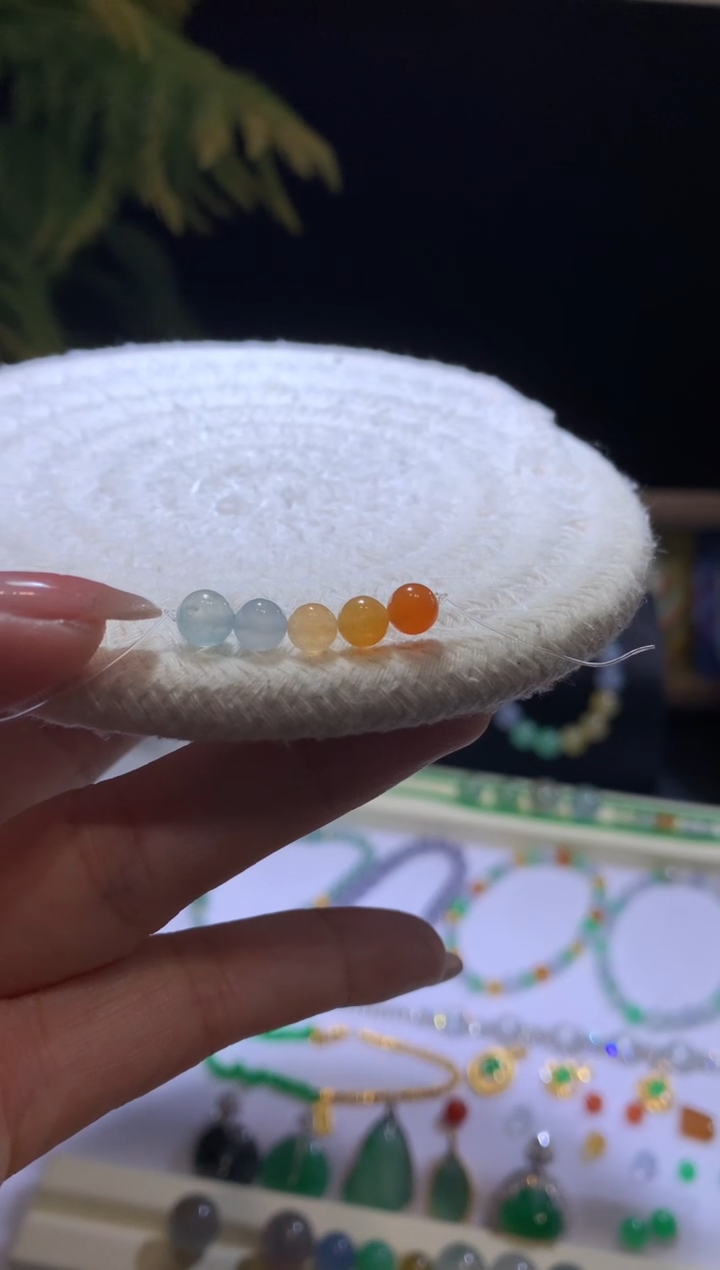 【闪购商品】定制翡翠未镶嵌5.4/5.8*珠子5颗680+68