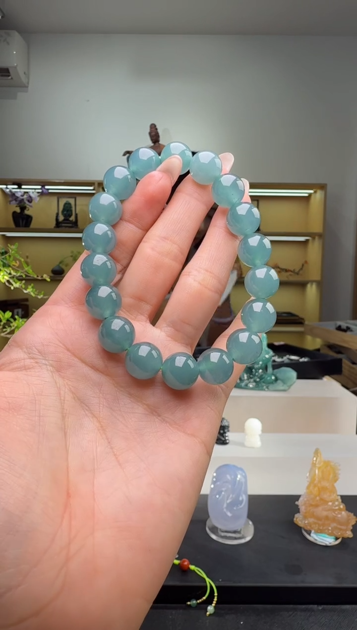 未镶嵌手串翡翠手串（多样性发其一）