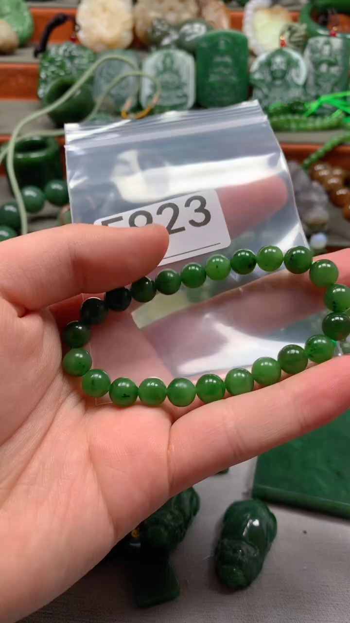 未镶嵌和田玉珠宝半成品1