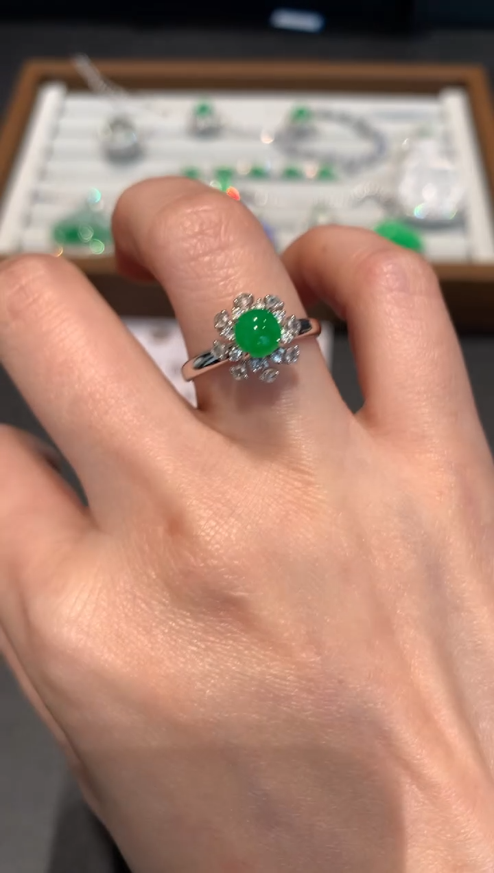 【闪购商品】翡翠戒指18K金镶嵌A90-4680