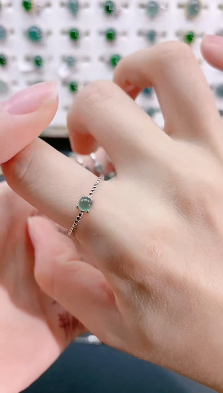 【闪购商品】翡翠戒指银S925镶嵌天然翡翠