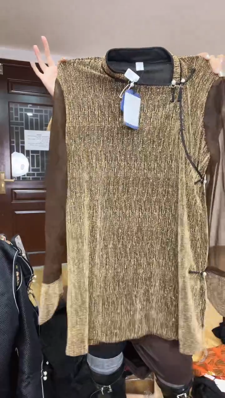 短款裙子 M   130斤以里