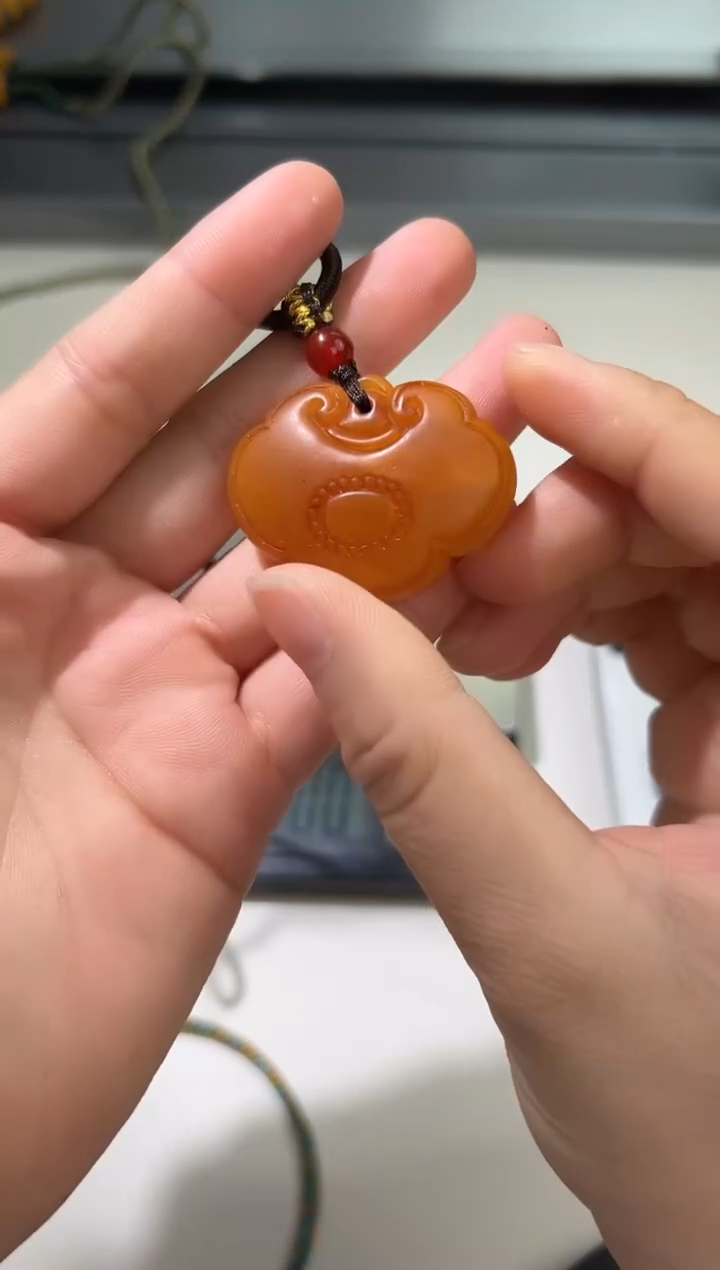 裸石琥珀未镶嵌琥珀蜜蜡吊坠