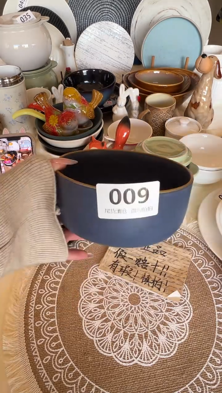 新骨瓷009瑕疵烟灰深蓝5,5寸钵型碗