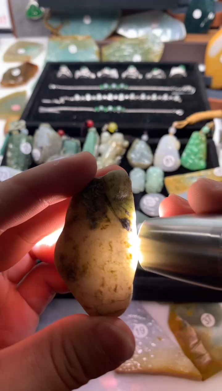 未镶嵌挂件翡翠翡翠