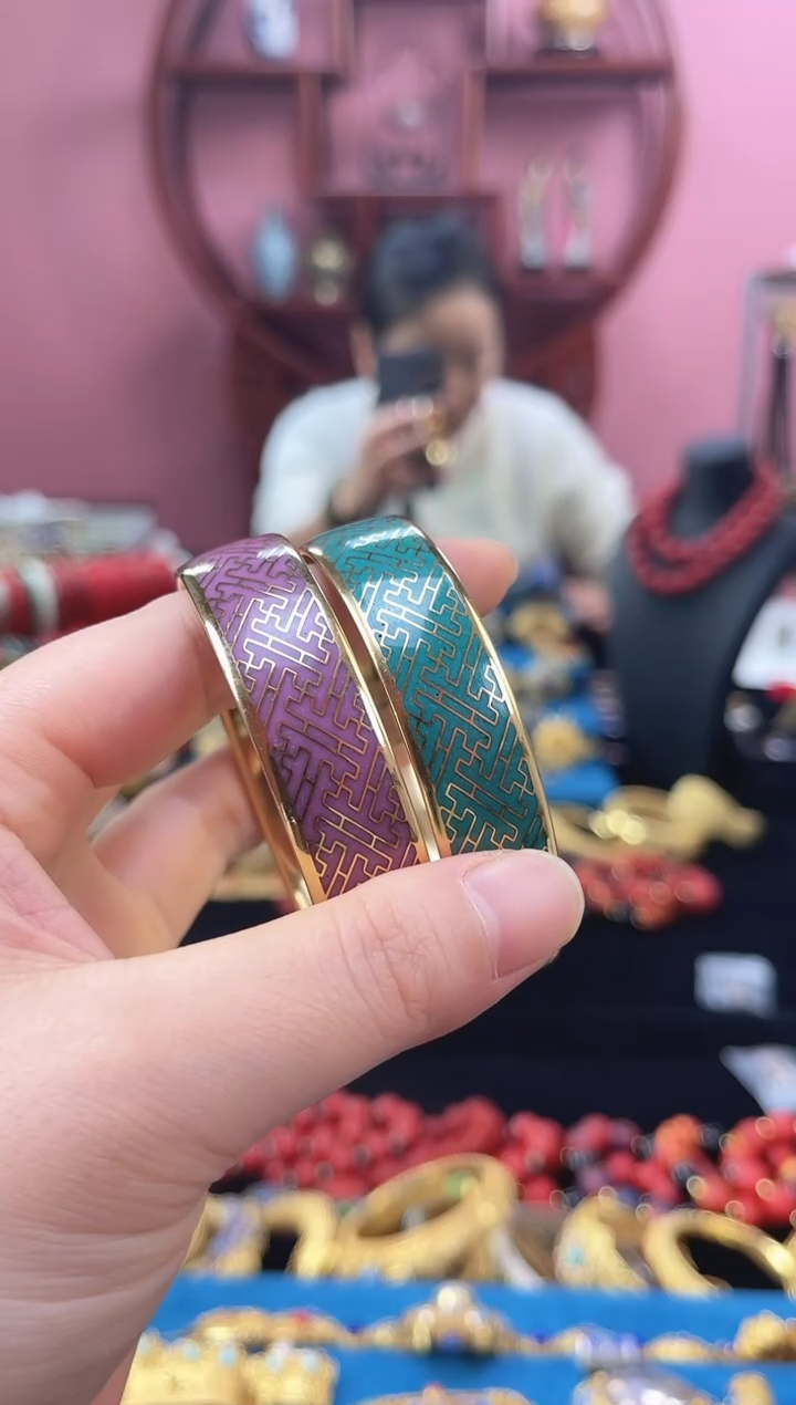 **非遗 景泰蓝万字纹手镯 带证 64 藕粉+湖绿