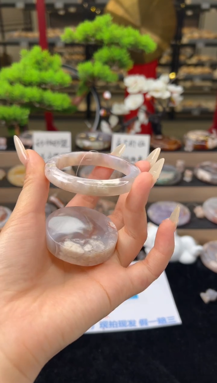 【闪购商品】石英质玉手镯未镶嵌51圈口（赠送镯心）12003