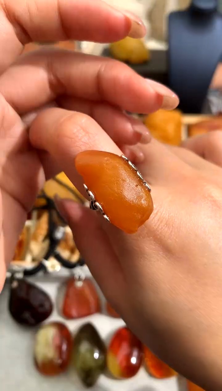 【闪购商品】蜜蜡裸石未镶嵌似玉