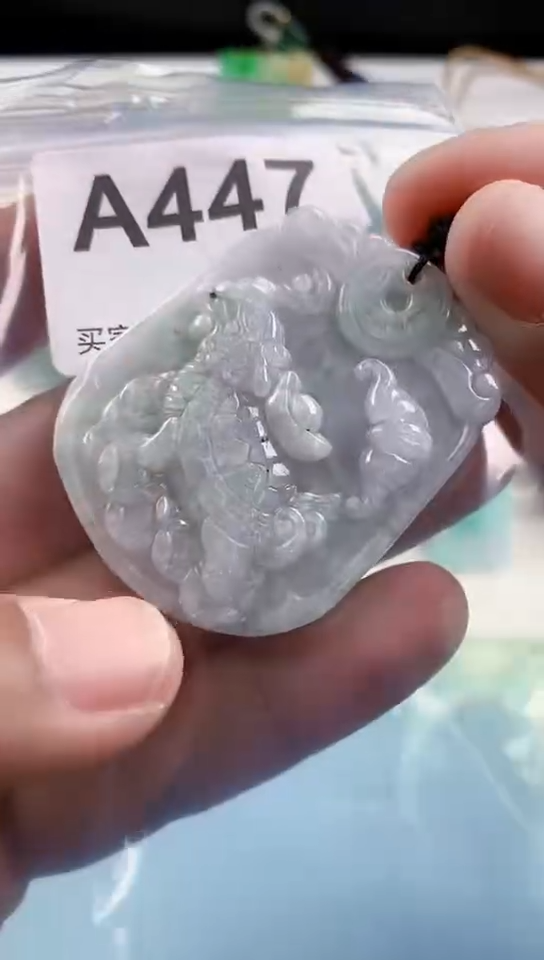 【闪购商品】翡翠挂件未镶嵌天然翡翠吊坠挂件