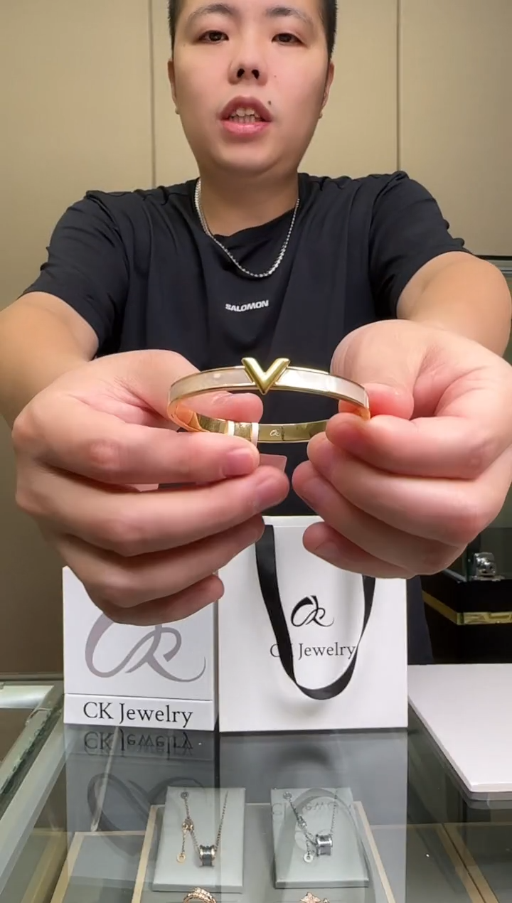 钛钢无钛钢无CK 手镯