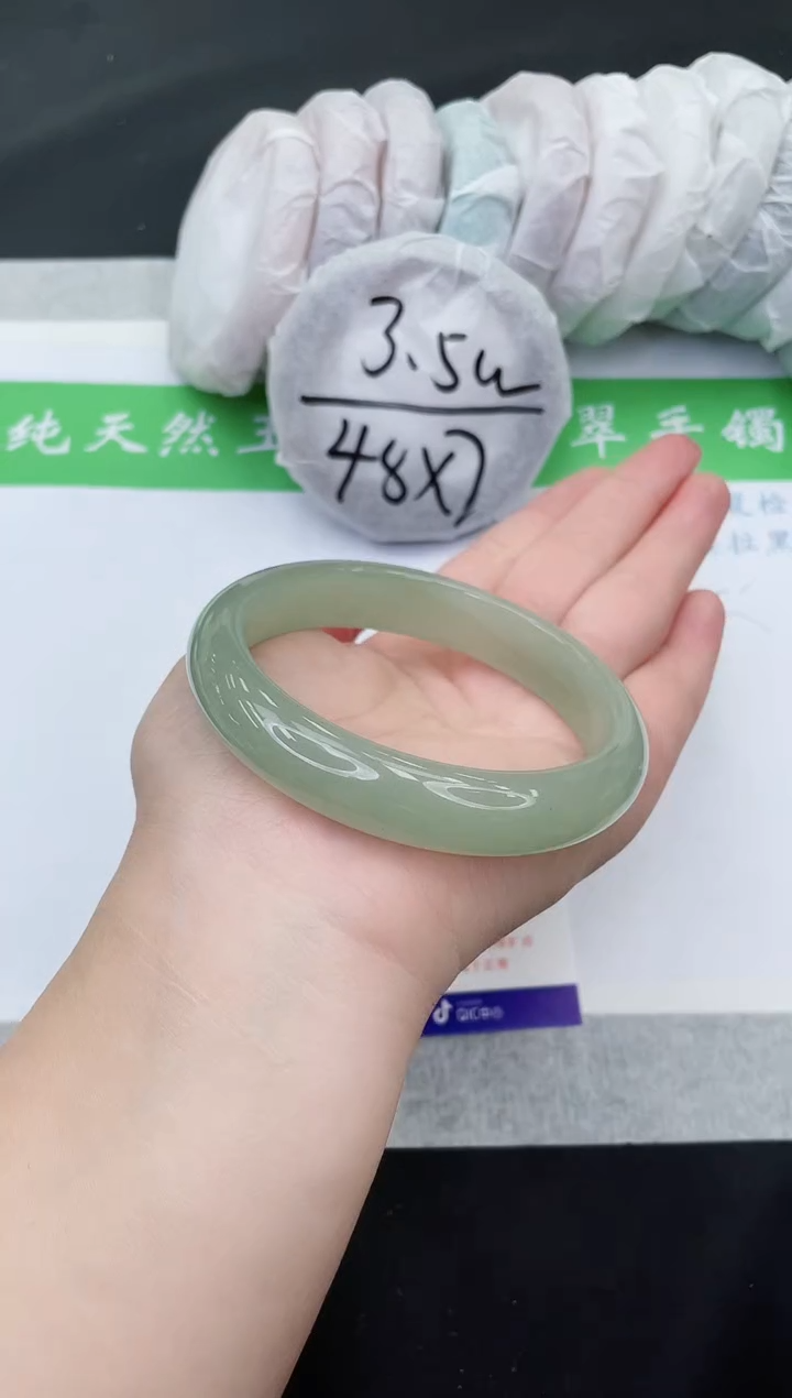 【闪购商品】石英质玉手镯未镶嵌D244-62+