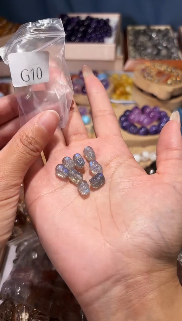 未镶嵌手串水晶G10灰月光貔貅单颗