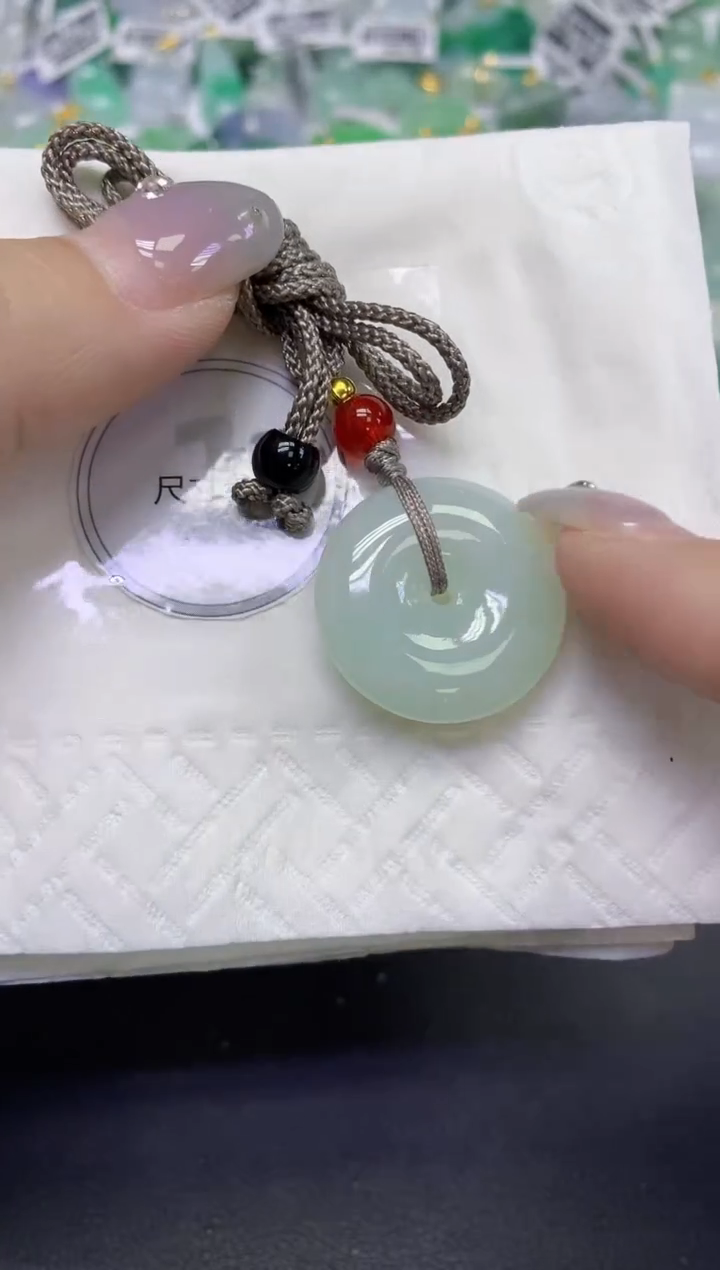 颈饰未镶嵌翡翠天然缅甸翡翠A货百元以上9元证书费自理