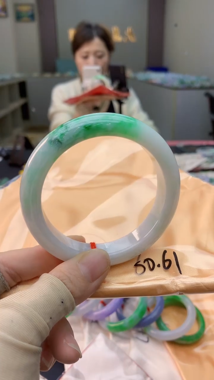 未镶嵌手镯翡翠0802847443