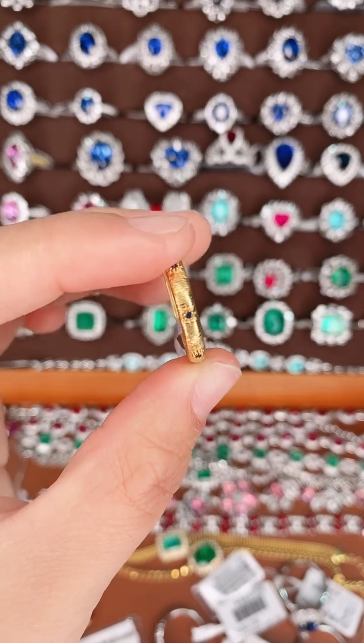 【闪购商品】蓝宝石18K金戒指18K金镶嵌·