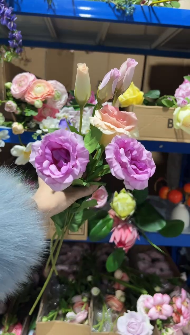 2枝紫色1枝香槟手感保湿桔梗