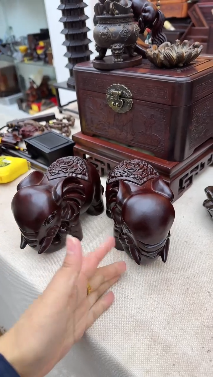 【闪购商品】黑檀大象一对淘多奇好物